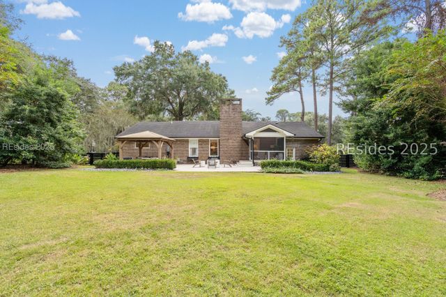 173 Spanish Point Dr, Beaufort, SC 29902