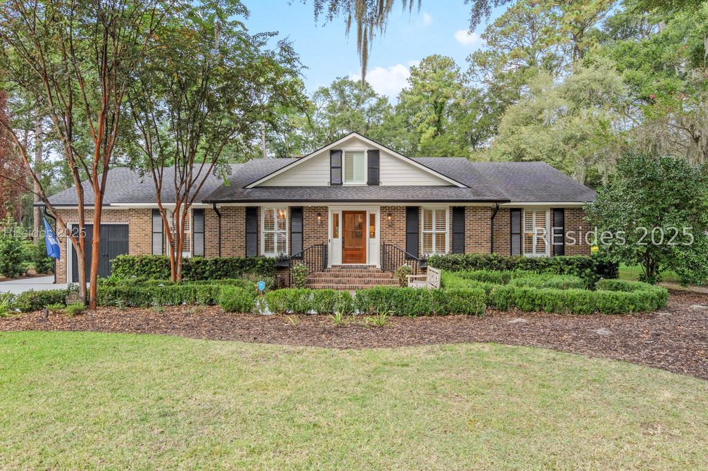 173 Spanish Point Dr, Beaufort, SC 29902