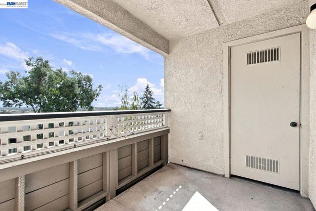 685 Dartmore Ln 365, Hayward, CA 94544
