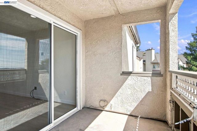 685 Dartmore Ln 365, Hayward, CA 94544