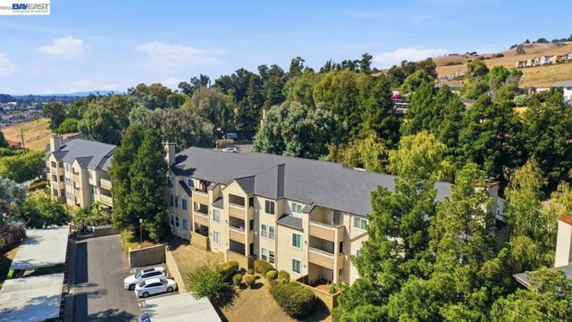 685 Dartmore Ln 365, Hayward, CA 94544