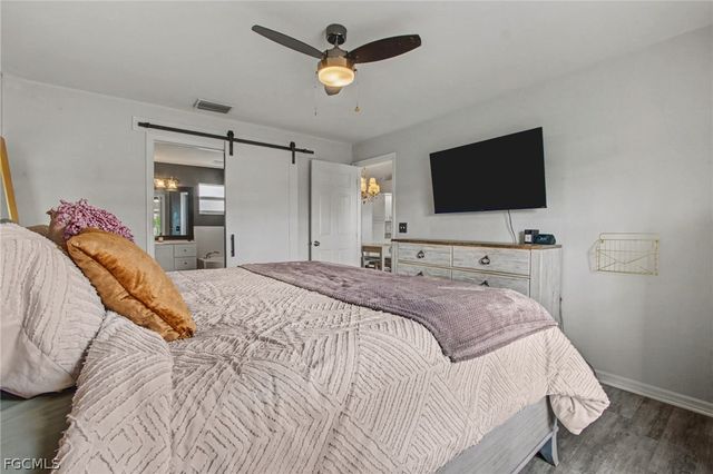 2706 SW 3rd PL, Cape Coral, FL 33914