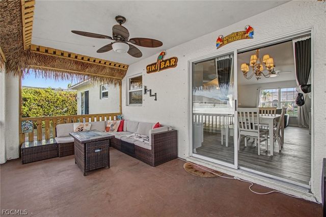 2706 SW 3rd PL, Cape Coral, FL 33914