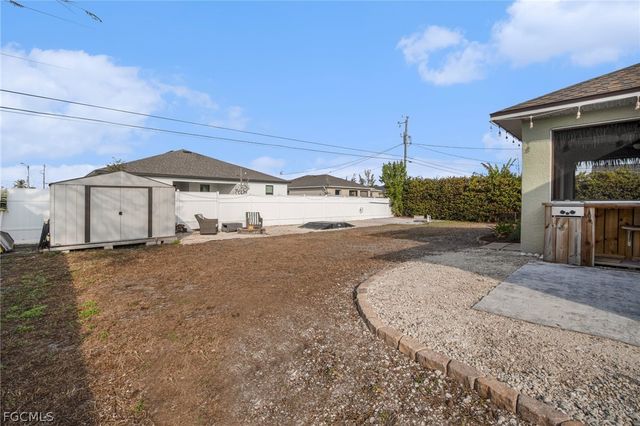 2706 SW 3rd PL, Cape Coral, FL 33914