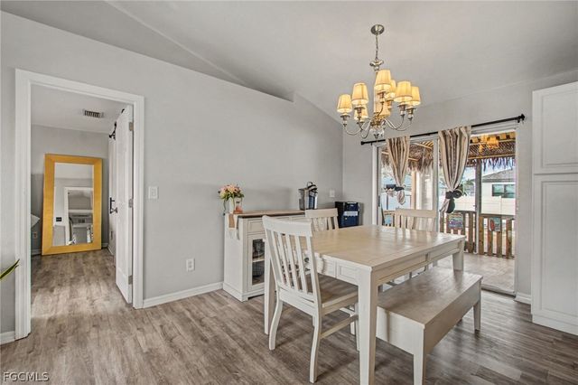 2706 SW 3rd PL, Cape Coral, FL 33914