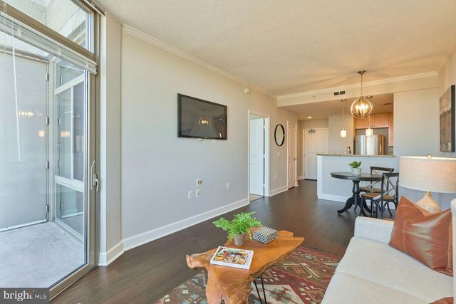 3650 S GLEBE RD #652, Arlington, VA 22202