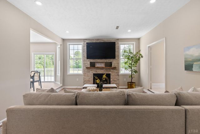 1505 Chestnut Grove, Appomattox, VA 24522