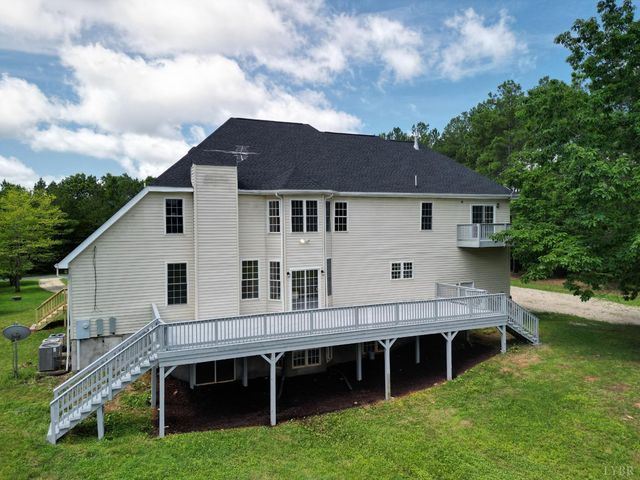 1505 Chestnut Grove, Appomattox, VA 24522