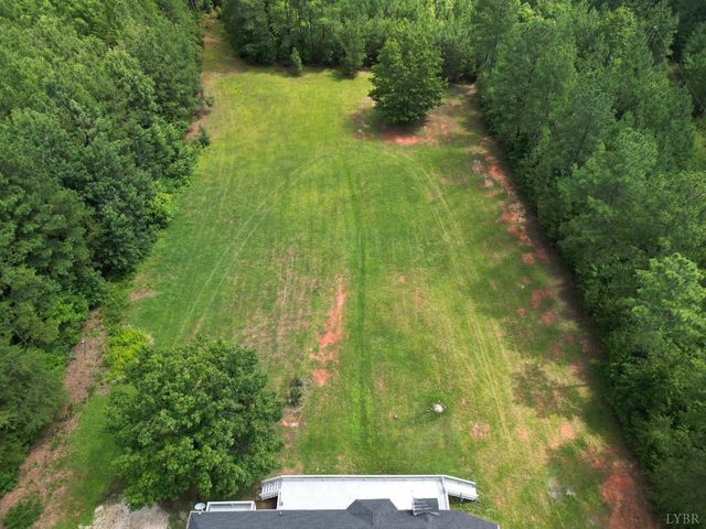 1505 Chestnut Grove, Appomattox, VA 24522