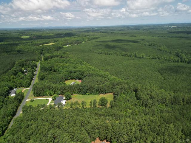 1505 Chestnut Grove, Appomattox, VA 24522