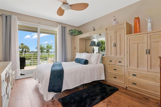 7979 SAILBOAT KEY BOULEVARD S 101, South Pasadena, FL 33707