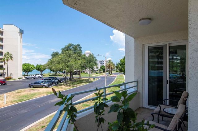 7979 SAILBOAT KEY BOULEVARD S 101, South Pasadena, FL 33707