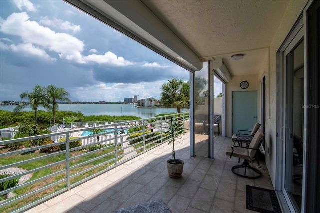 7979 SAILBOAT KEY BOULEVARD S 101, South Pasadena, FL 33707