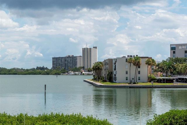 7979 SAILBOAT KEY BOULEVARD S 101, South Pasadena, FL 33707