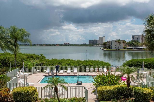 7979 SAILBOAT KEY BOULEVARD S 101, South Pasadena, FL 33707