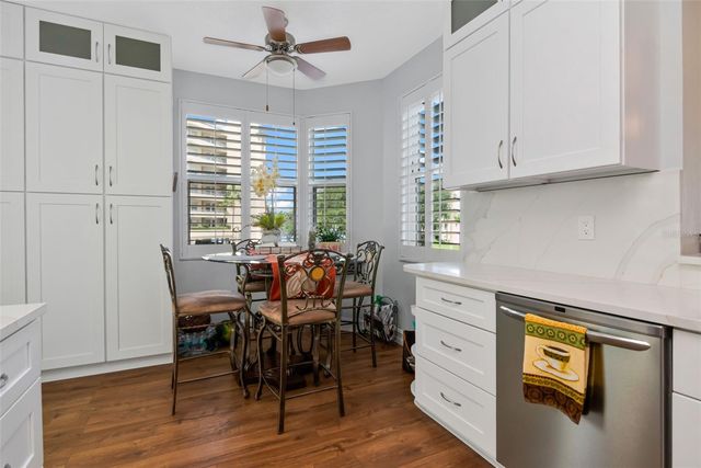 7979 SAILBOAT KEY BOULEVARD S 101, South Pasadena, FL 33707