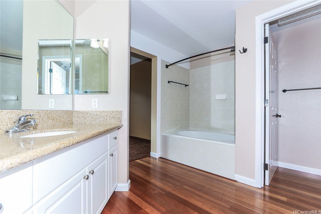 520 Lunalilo Home Road 6202, Honolulu, HI 96825