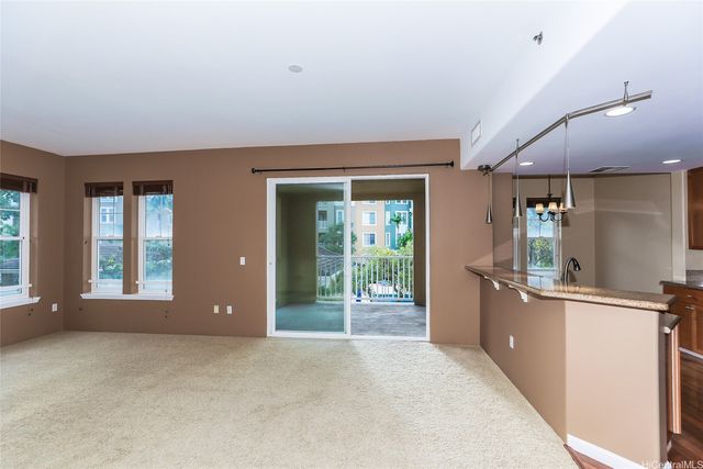 520 Lunalilo Home Road 6202, Honolulu, HI 96825