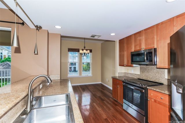 520 Lunalilo Home Road 6202, Honolulu, HI 96825