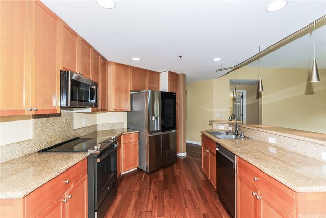 520 Lunalilo Home Road 6202, Honolulu, HI 96825