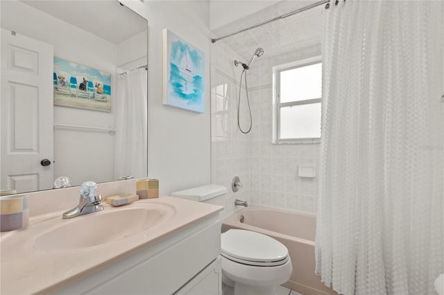 28 FAIRHILL LANE, Palm Coast, FL 32137