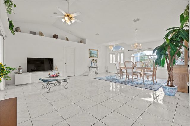 28 FAIRHILL LANE, Palm Coast, FL 32137