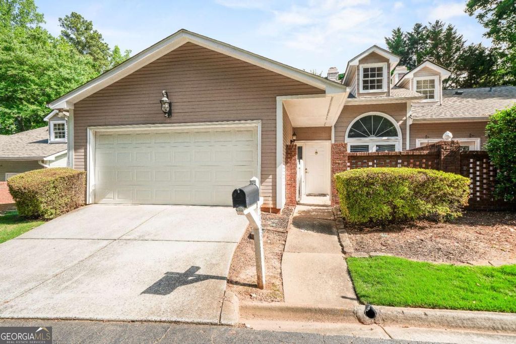 2938 Crosswycke Forest Drive NE, Atlanta, GA 30319