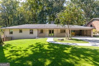 1104 Mason Woods Drive NE, Atlanta, GA 30329