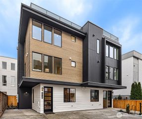 1514 NW 63rd Street #B, Seattle, WA 98107