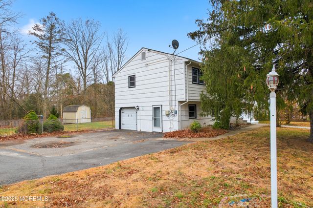 113 Tunes Brook Drive, Brick, NJ 08723