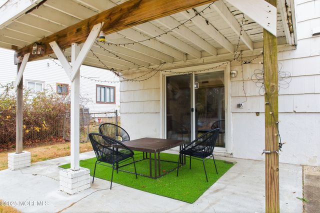 113 Tunes Brook Drive, Brick, NJ 08723