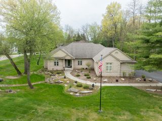 1712 Wood Trail, Oxford Twp, MI 48371
