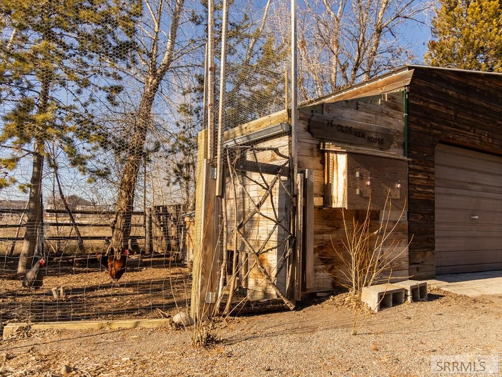 Image 12 of property listing at 319 N Pine Street, Parker, ID 83445