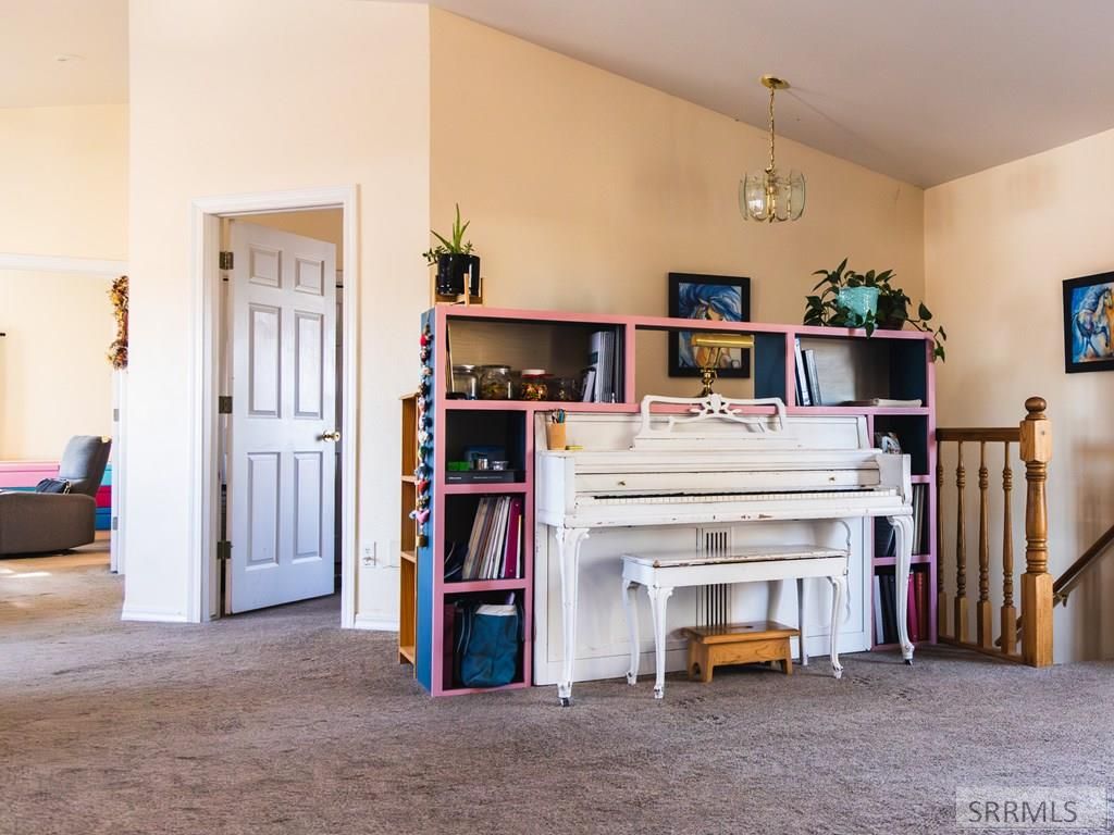 Image 17 of property listing at 319 N Pine Street, Parker, ID 83445