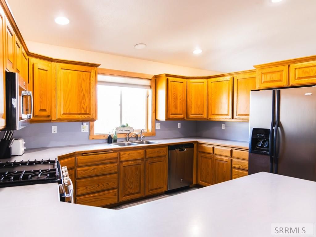 Image 20 of property listing at 319 N Pine Street, Parker, ID 83445