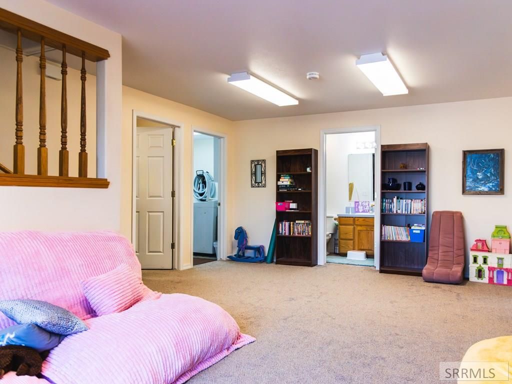 Image 32 of property listing at 319 N Pine Street, Parker, ID 83445