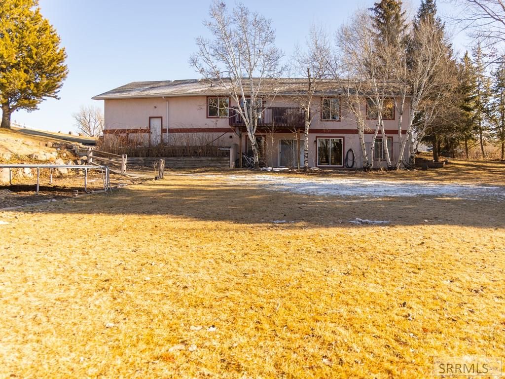 Image 7 of property listing at 319 N Pine Street, Parker, ID 83445