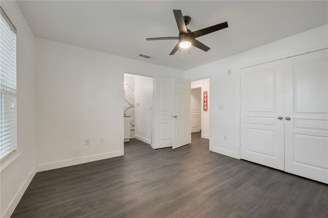 1725 Harvey Mitchell 612, College Station, TX 77840