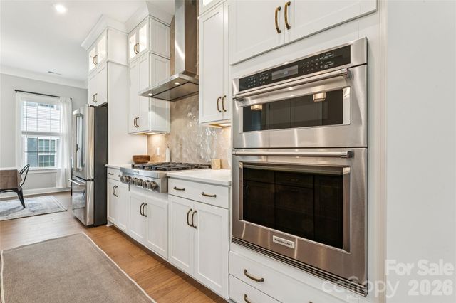 200 Emerson Avenue, Charlotte, NC 28204