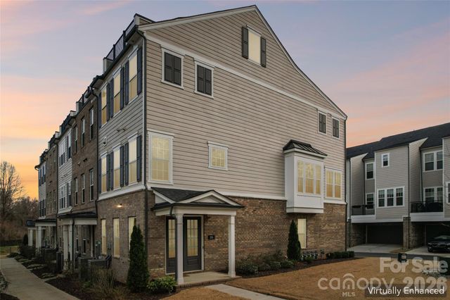 200 Emerson Avenue, Charlotte, NC 28204