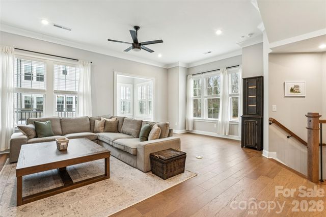 200 Emerson Avenue, Charlotte, NC 28204