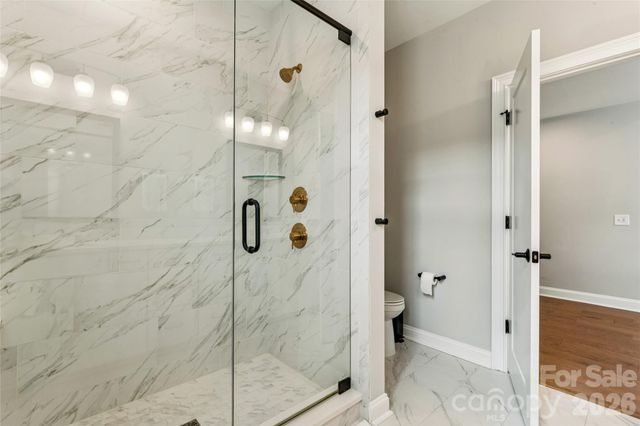 200 Emerson Avenue, Charlotte, NC 28204