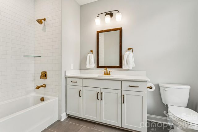 200 Emerson Avenue, Charlotte, NC 28204