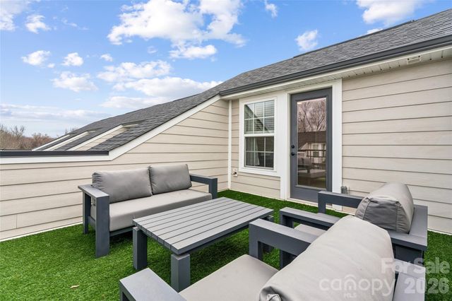 200 Emerson Avenue, Charlotte, NC 28204