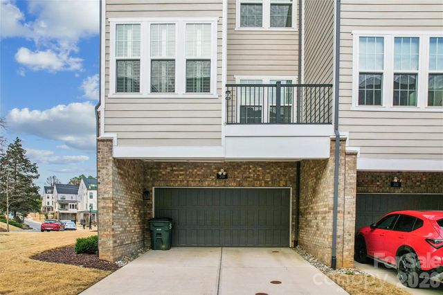 200 Emerson Avenue, Charlotte, NC 28204