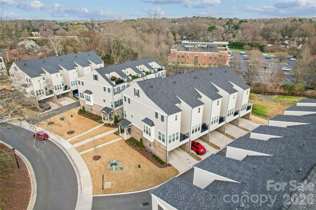 200 Emerson Avenue, Charlotte, NC 28204