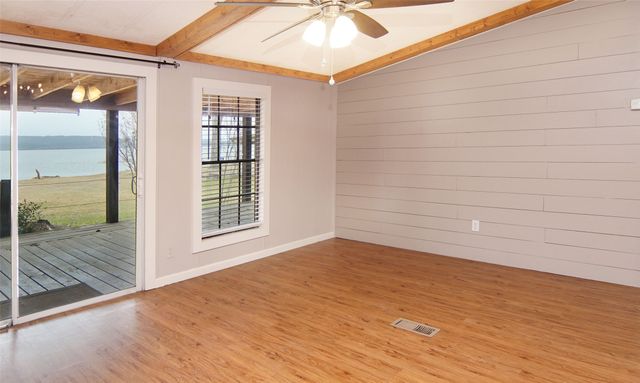 1059 Airport Road, Possum Kingdom Lake, TX 76449