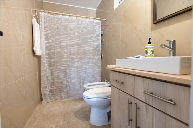 89 CALLE NEPTUNO, Caguas, PR 00725