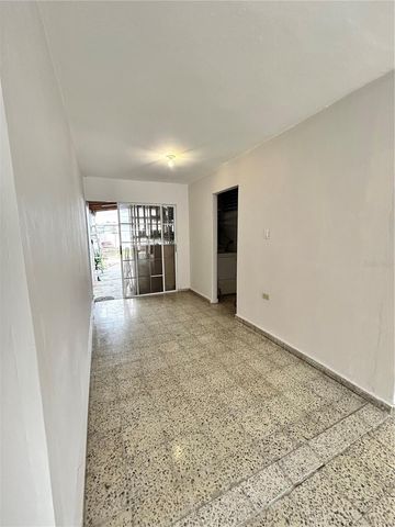 89 CALLE NEPTUNO, Caguas, PR 00725