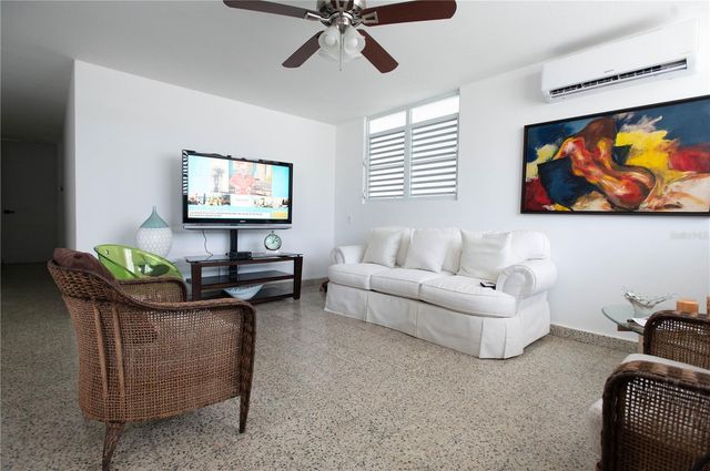 89 CALLE NEPTUNO, Caguas, PR 00725